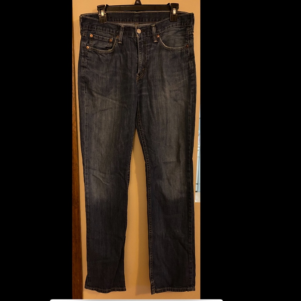 Men’s Levi Denim Jeans! Size 32/34